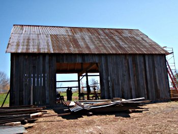 Large English Barn image 3