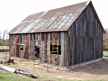 Large English Barn image 10